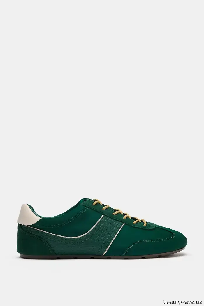 I’m Connected: 30 Trendy Items That Internet Style Icons Will Be Purchasing This Fall