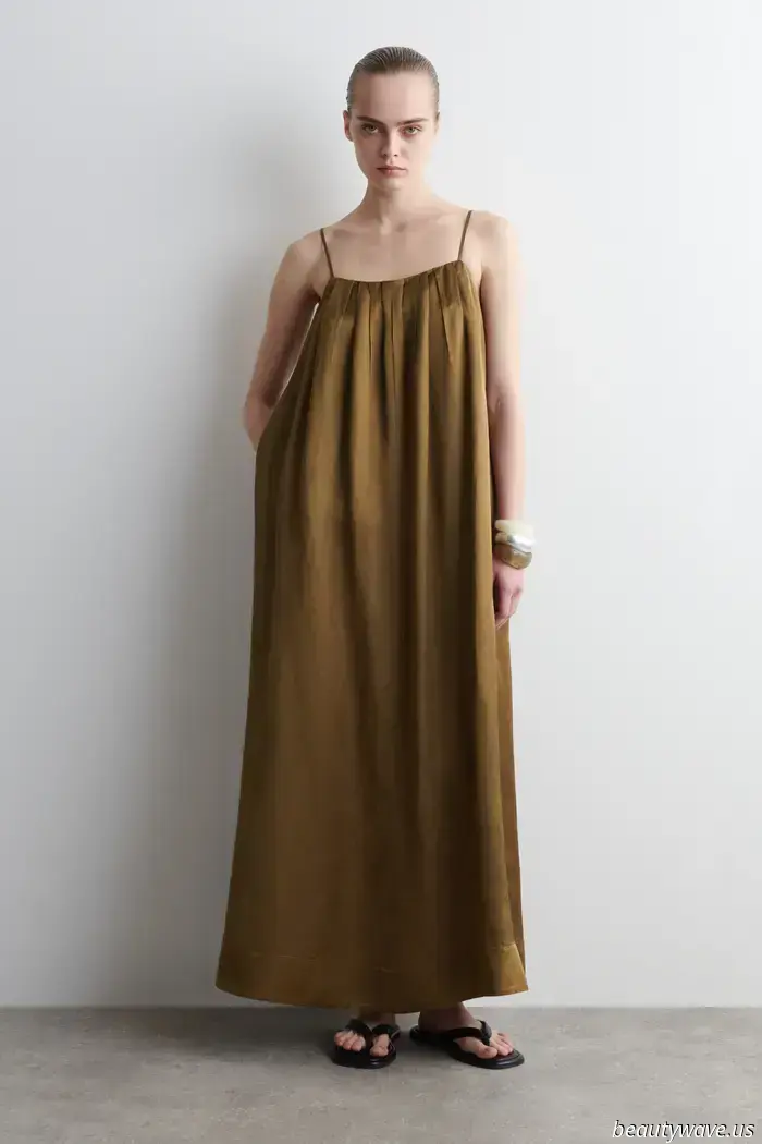 Sigo viendo este vestido de verano elegante en mujeres con estilo, y sorprendentemente es asequible
