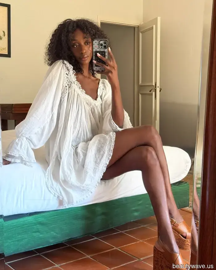 Ogni donna francese elegante ha uno di questi bei vestiti nel proprio guardaroba estivo capsule.