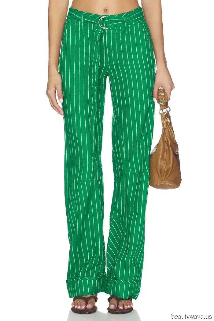 If you're aiming for a stylish and unexpected look, try this controversial combination of pant and shoe colors.