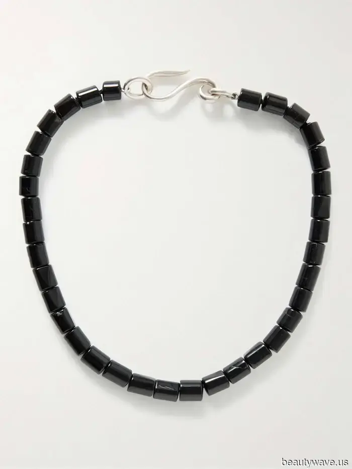 5 Jewelry Trends I'm Investing In This Summer to Elevate My Simple Outfits and Make Them Look Chic and Luxurious