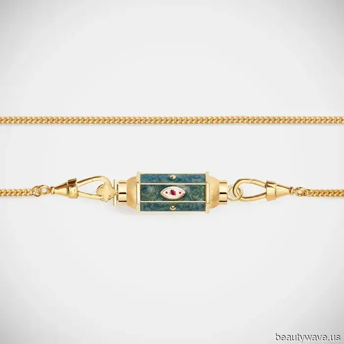 How to Perfect Bohemian Chic Without Appearing Overly Done, as Suggested by a French Editor