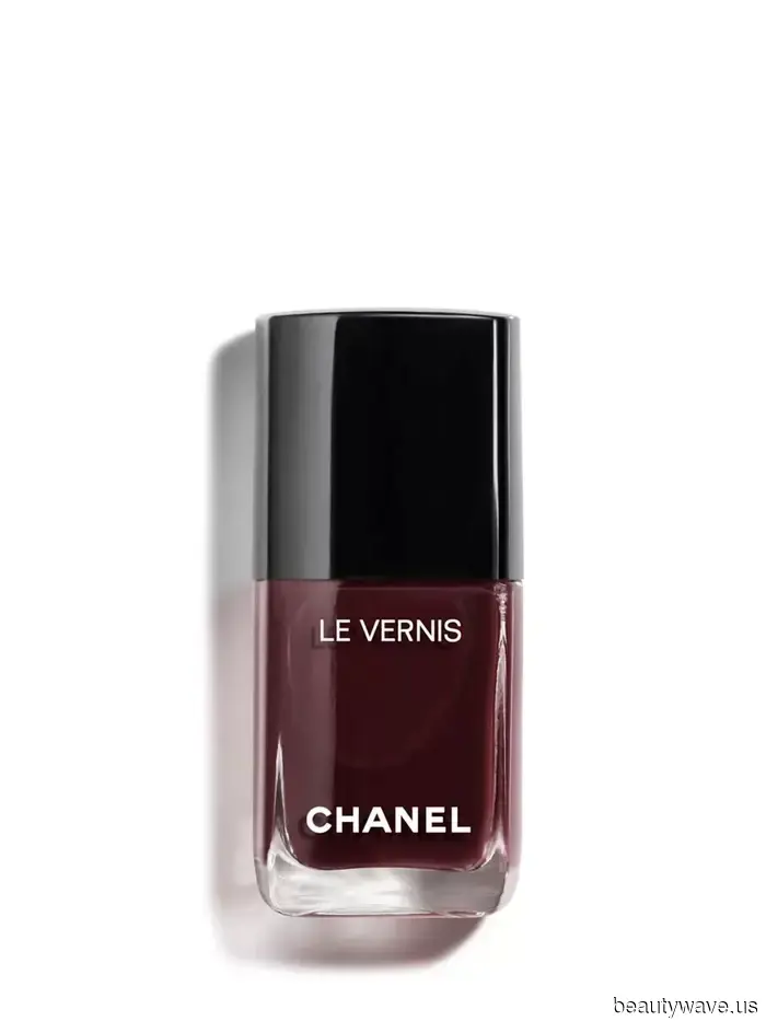 If You Can't Decide at the Salon, These 9 Timeless Nail Colors Will Always Appear Chic