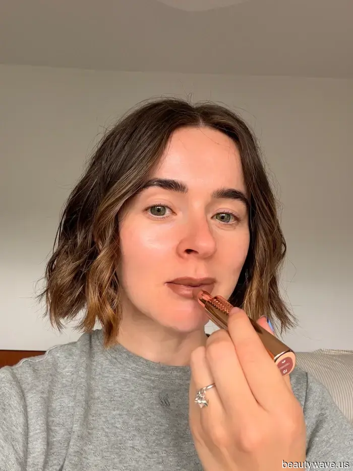 Hailey Bieber me ha convencido de usar lápiz labial marrón de nuevo&mdash;Estos son los tonos que realmente recomendaría.