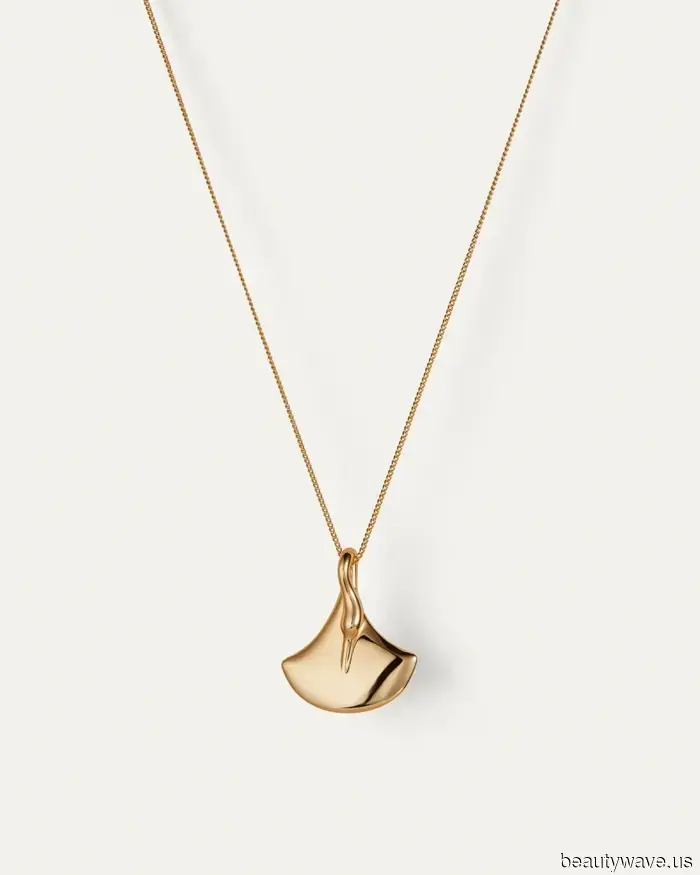 La joyería de invierno no se trata solo de los pendientes&mdash;5 tendencias geniales para llevar con tus suéteres y abrigos