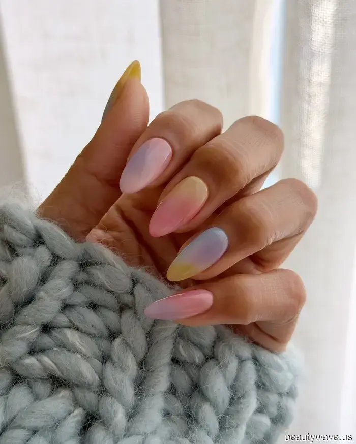 Las uñas Ombr&eacute; son la tendencia de manicura más alegre del verano&mdash;Aquí hay 12 diseños para copiar.