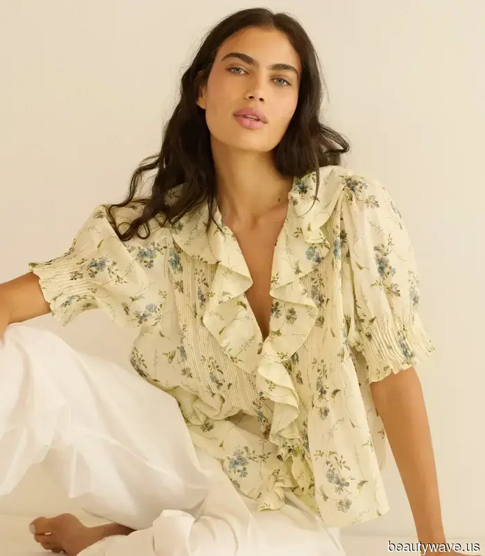 I work in fashion—here are the chic items I consistently include in my suitcase for a warm-weather getaway.