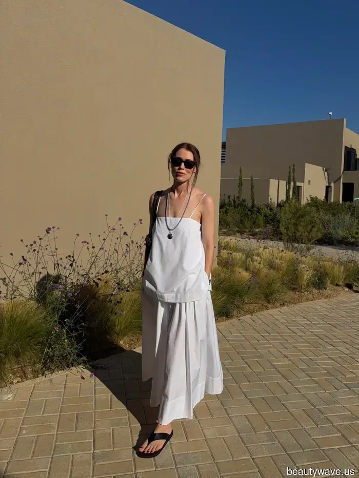 Très Chic! 7 Essential Capsule Wardrobe Items to Bring for a Parisian Getaway