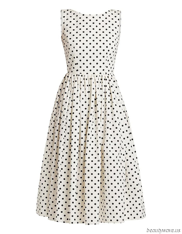 Saks has officially launched on Amazon—check out the fashion and beauty products I'm interested in.