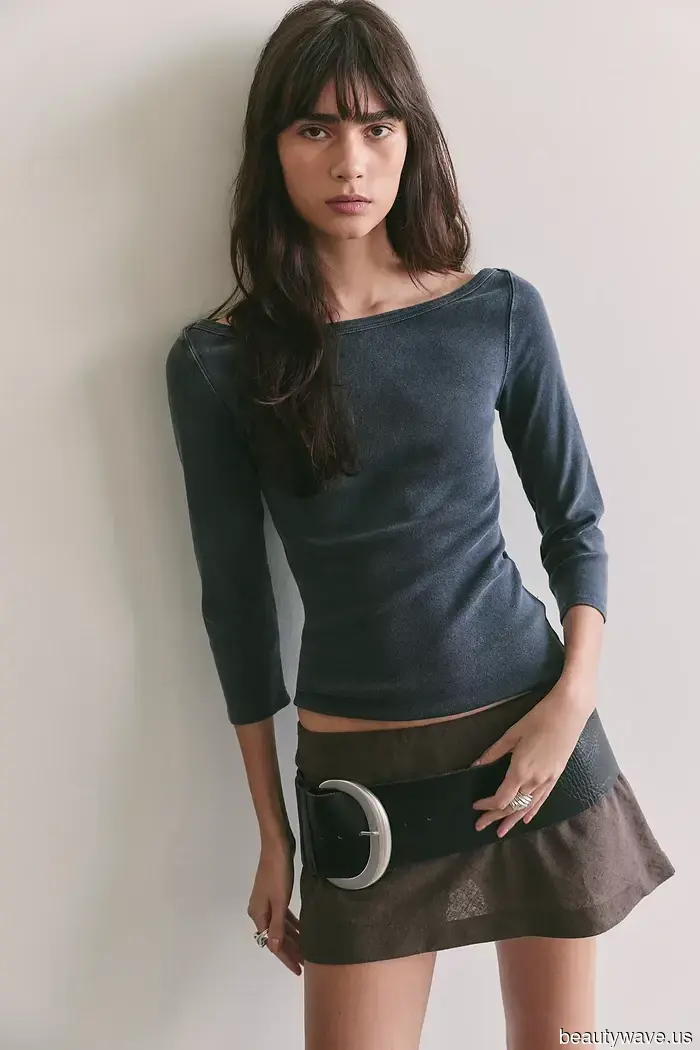 Non canotte, non t-shirt&mdash;questo basic alla moda e conveniente eleverà i tuoi outfit con gonne e jeans.