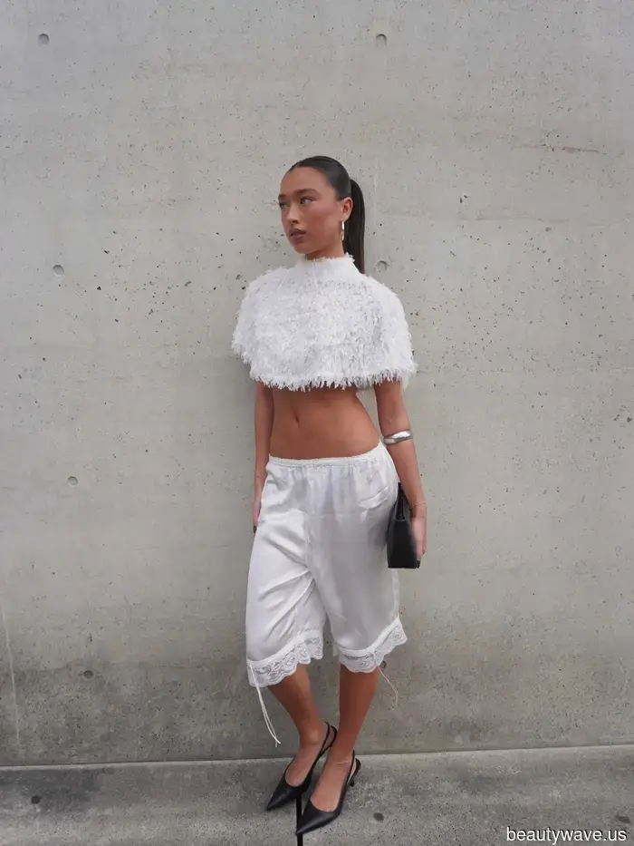The most fashionable women I know are pairing shorts with these classic shoe trends this summer.