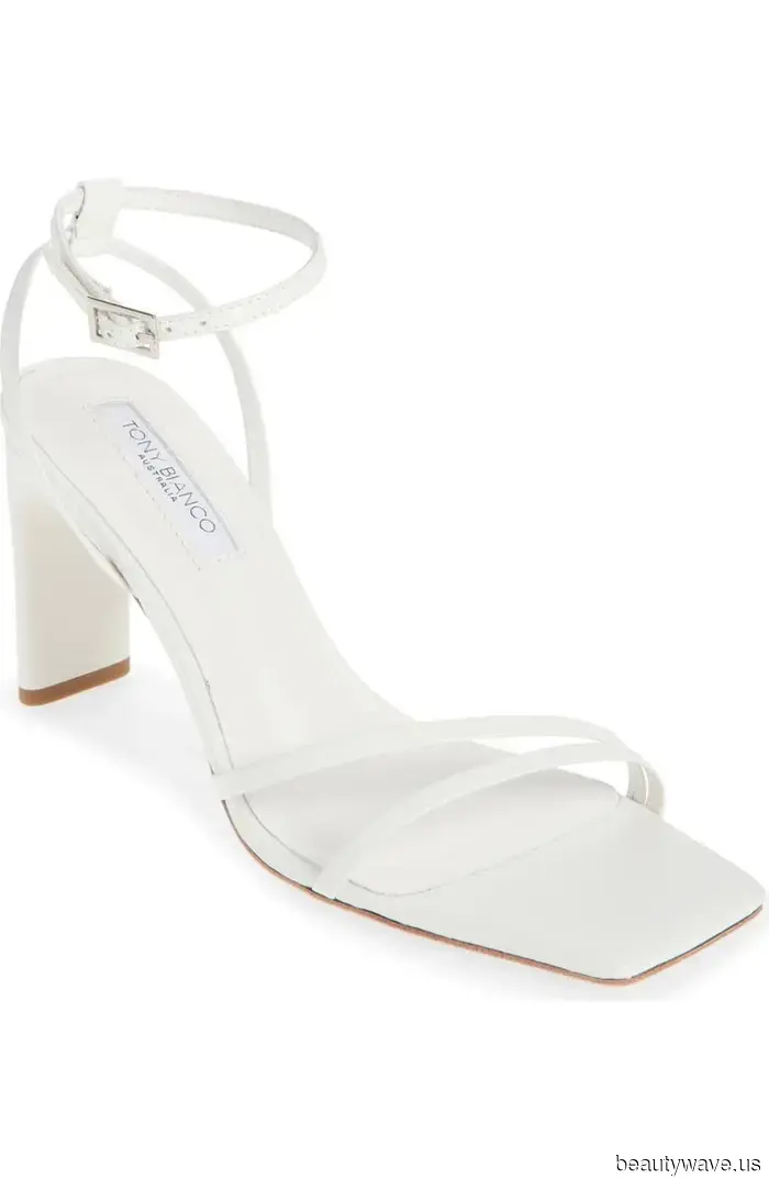 Каждый стильный наряд 2026 года будет включать эту конкретную тенденцию аксессуаров, и я нашел 4 лучших образа.