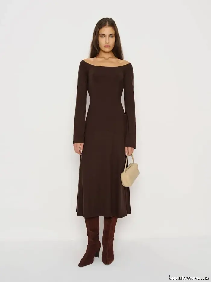 Gwyneth Paltrow recently drew inspiration from Carolyn Bessette Kennedy but replaced her '90s sandals with *this* shoe trend.