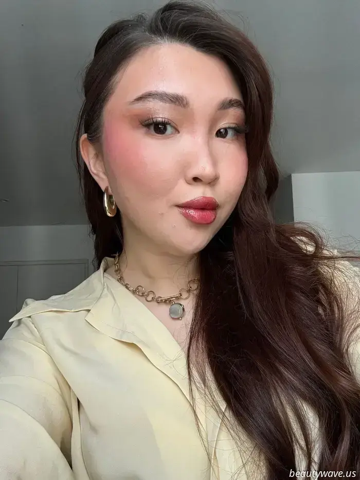 Fui de las primeras personas en tener en mis manos el nuevo colorete de Glossier—aquí está mi veredicto honesto.