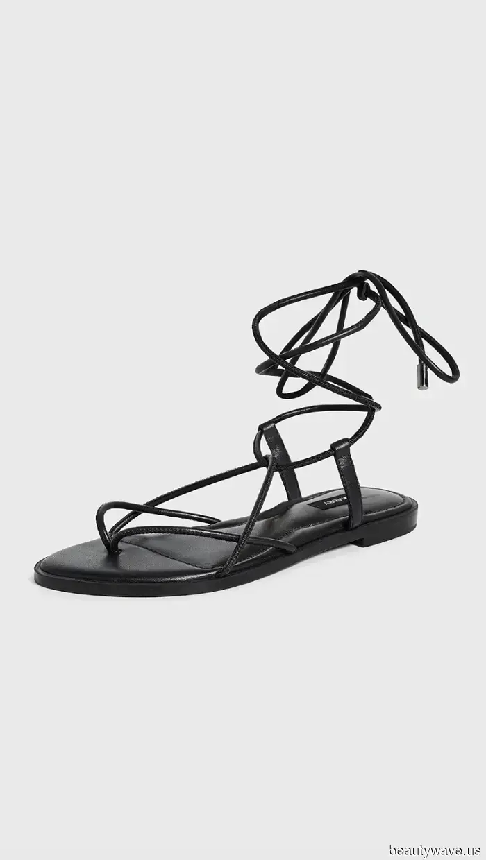 Every stylish person I know is currently sporting this trendy elevated shoe style.