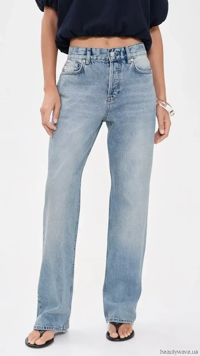 Las mujeres elegantes han comenzado a usar sus jeans de esta manera específica en silencio.