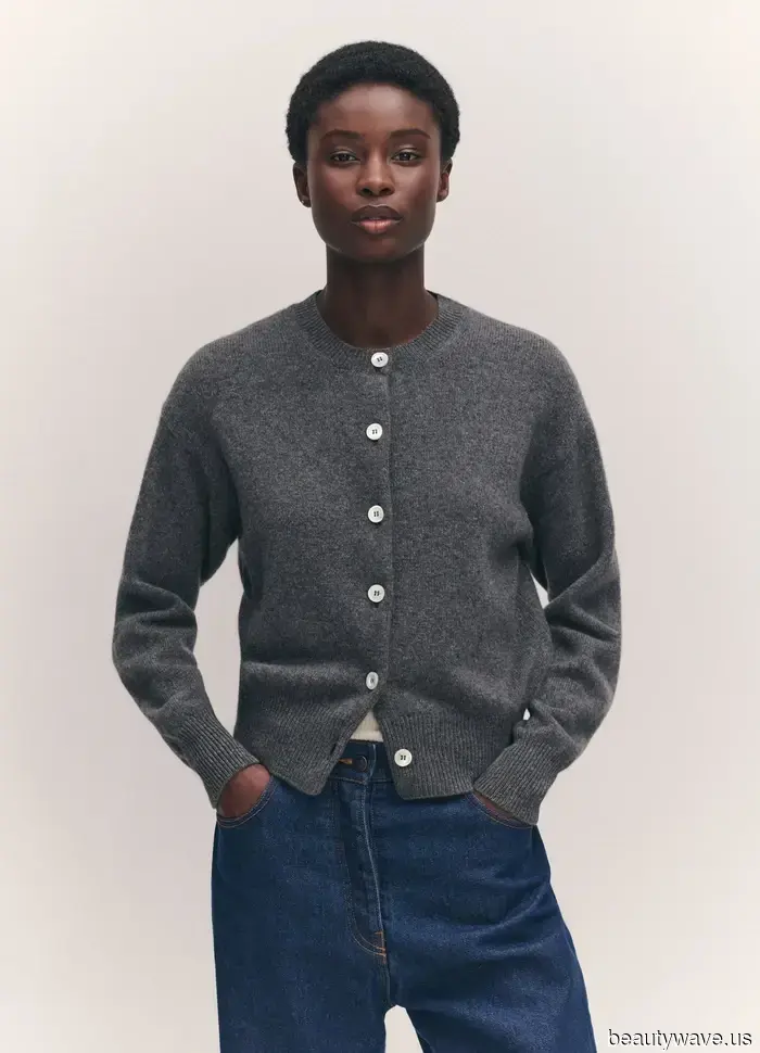 El ingenioso truco de superposición de Alexa acaba de hacer que el denim y las prendas de punto se sientan increíblemente geniales.