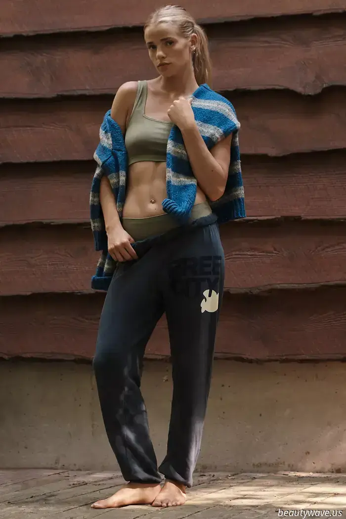 A Black Amex, flip-flops, and this "outdated" pant trend—introducing Mary-Kate Olsen's summer in the Hamptons...
