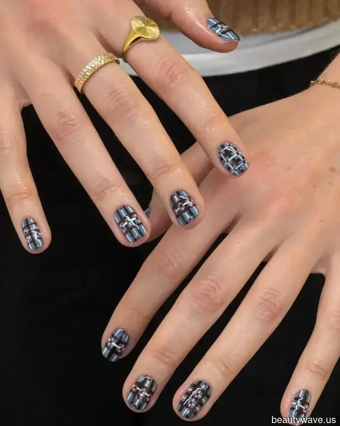 This winter nail trend is making me rethink my minimalist manicure.