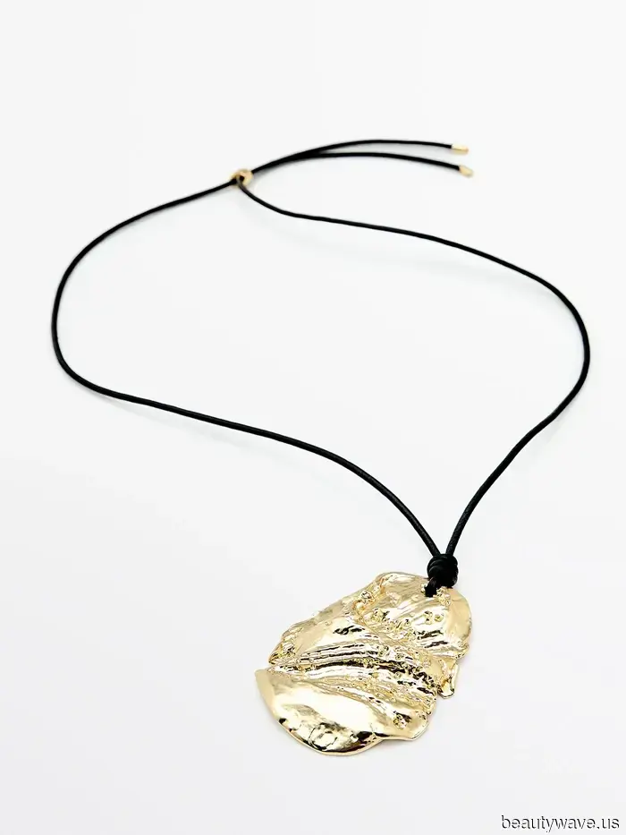 Reglas de Capas Chic: Cómo las Personas de Moda Están Usando Suéteres con Jeans, Faldas y Todo lo Que Hay en el Medio