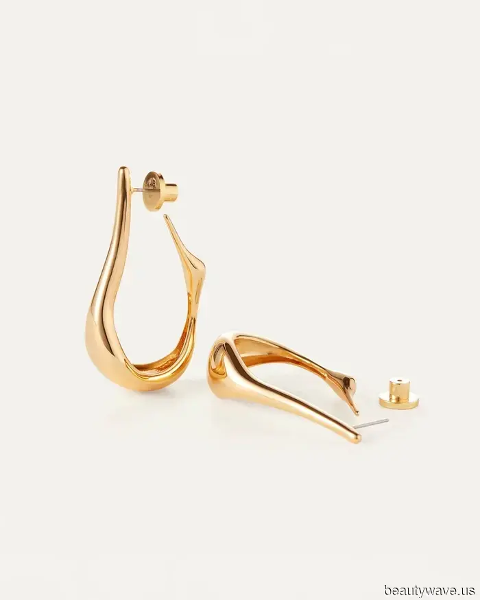 Alright, I'll take the plunge—here's a list of editor-approved gifts under $200 that moms will absolutely adore.