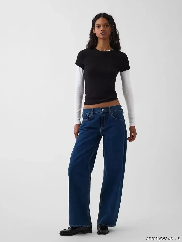Hailey Bieber's jeans have officially arrived at Gap—believe me, they'll be sold out by next week.
