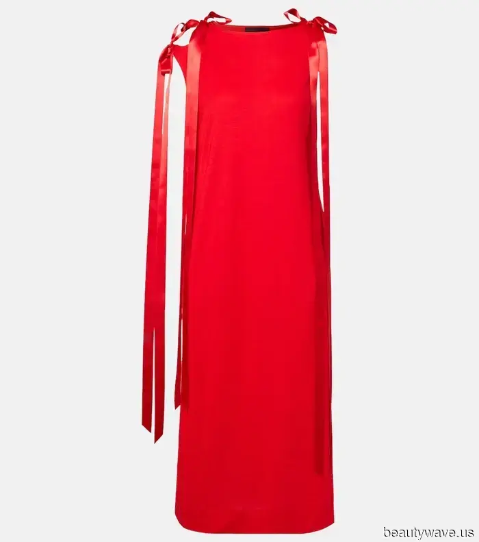 Il Fashion Set Ha Parlato: Questo Set Stampato È L'Uso Ufficiale Della It-Girl Dell'Estate 2025