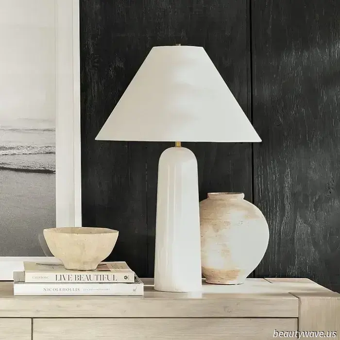 Our Graphic Designer's Chicago apartment resembles that of a luxury hotel.