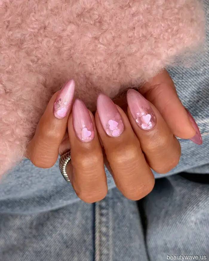 Editors Concur—This Attractive, Subtle Nail Color is Dominating Summer 2026.