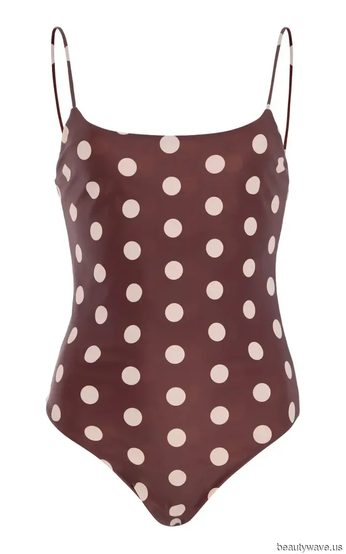 The 2025 Vacation Collection: All the Stylish Trends and Brands to Include in Your Luggage