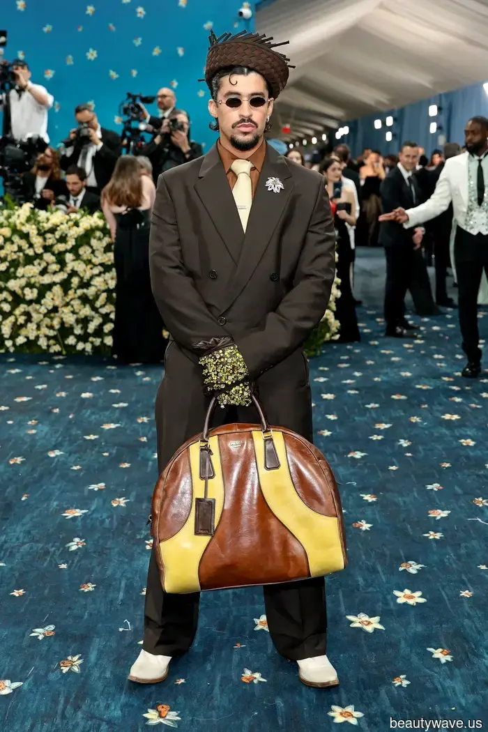 Dieser nostalgische Taschenstil ist plötzlich überall bei Prominenten zu sehen.