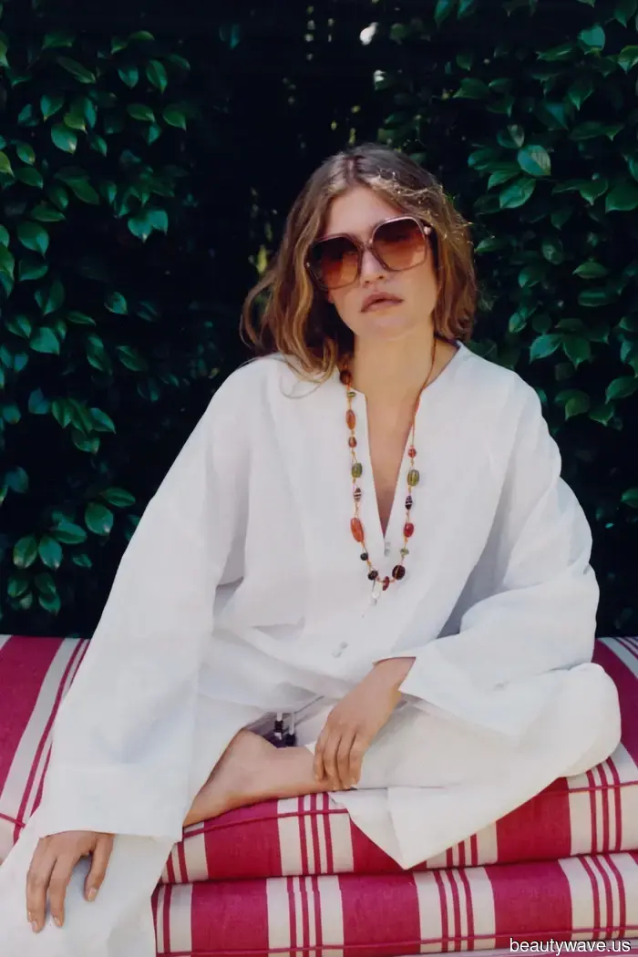 I waited for weeks for Zara's elegant, luxurious-looking blouse to be restocked—now it's available again and selling quickly.