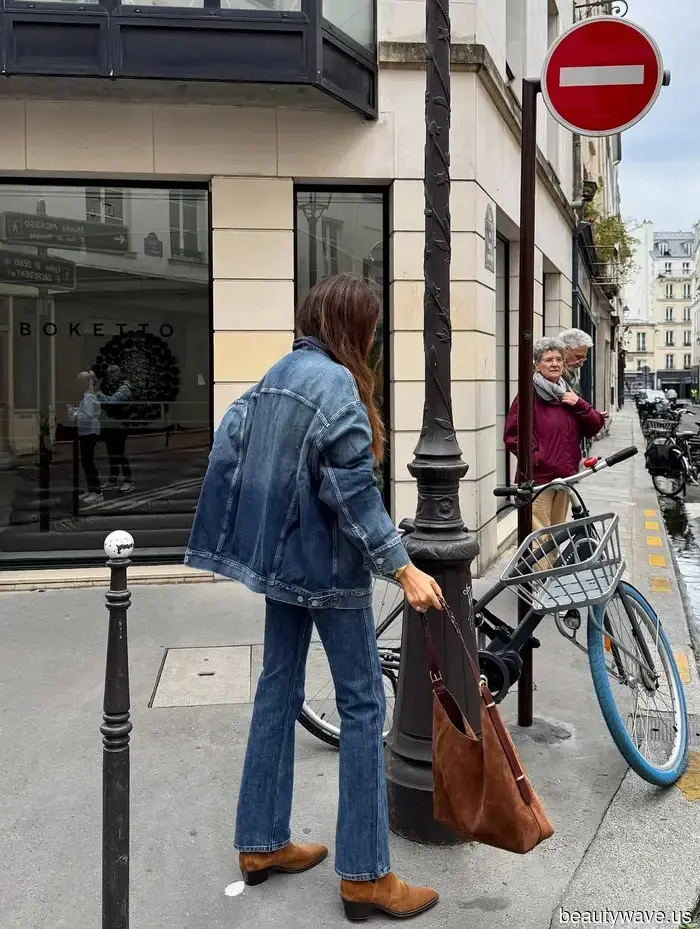 Mode-Mädchen haben alle anderen Trends für Knöchelstiefel für diesen&nbsp;einen speziellen&nbsp;reich aussehenden Stil aufgegeben.