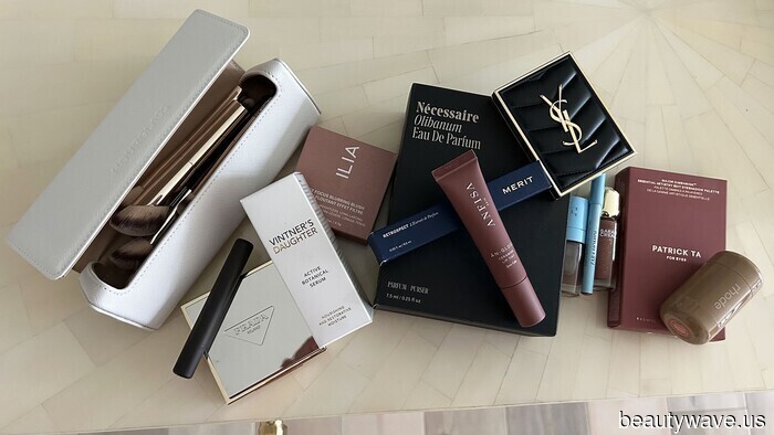 Sono un'Editor di Moda&mdash;Questi sono i Regali di Bellezza che Voglio Regalare (e Ricevere) Quest'Anno