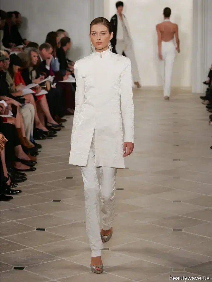 Here are the Leading Vintage Wedding Dress Brands of 2026, as Recommended by Experts.