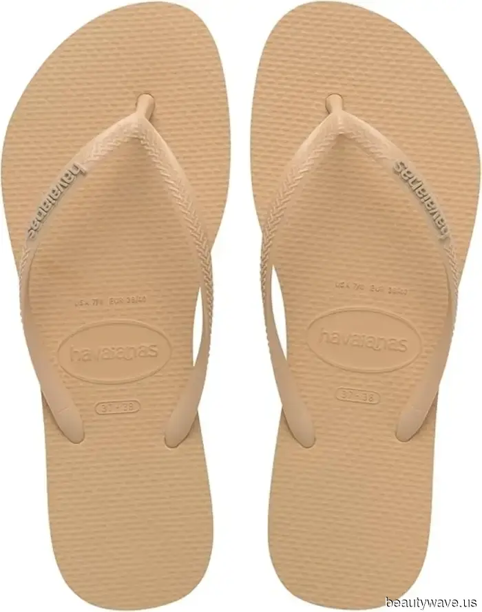 Acabo de regresar de vacaciones&mdash;cada persona con estilo estaba usando estas elegantes sandalias de &pound;12 con lino, pantalones cortos y…