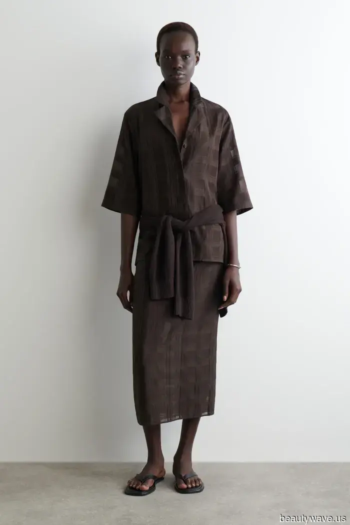 These COS items have been subtly dominating this month—and they all share a common trend.