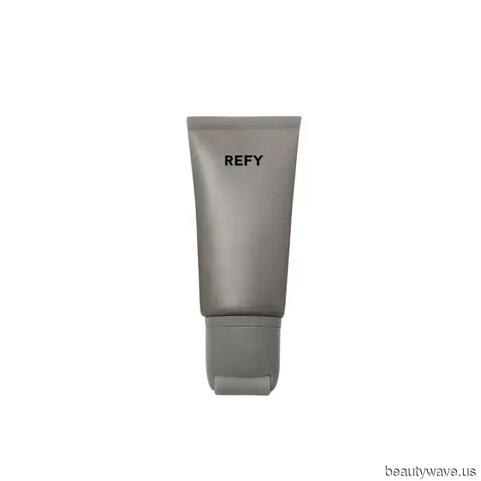 I Have Dry Skin—This Is the Expert-Recommended Product That Helps My Makeup Look Flawless.