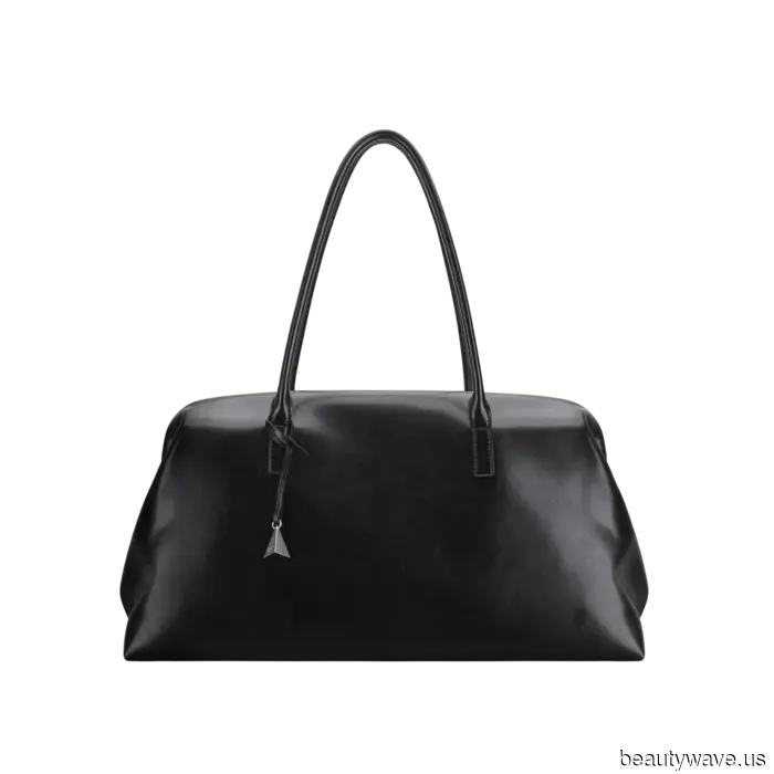 Fashionable individuals understand that a monochrome outfit is the simplest method to appear stylish and feel great.
