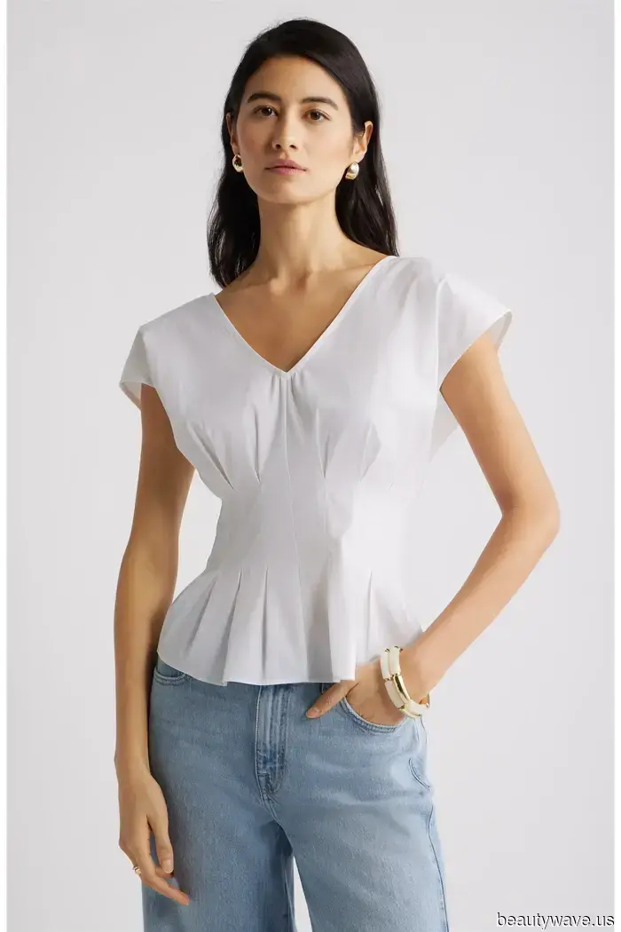8 Distinct Items From Nordstrom's Surprise Sale That Fashion Enthusiasts Are Selecting for More Stylish Closets