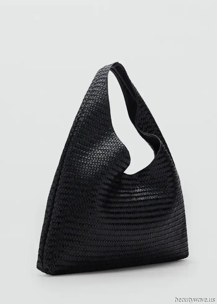 The Stylish 2025 Bag Trend That Ashley Olsen Has Been Sporting for Ten Years Already