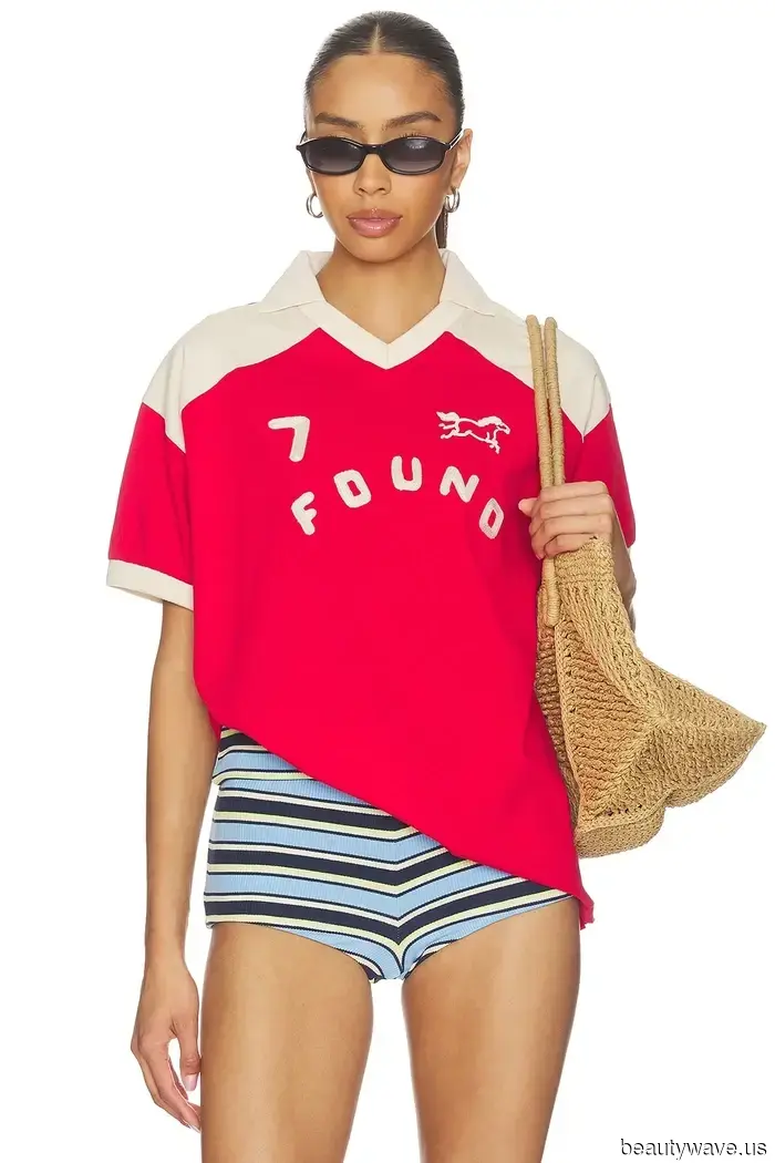 Here's How All the Trendy Girls Are Wearing Sports Jerseys Without Appearing Costumey.