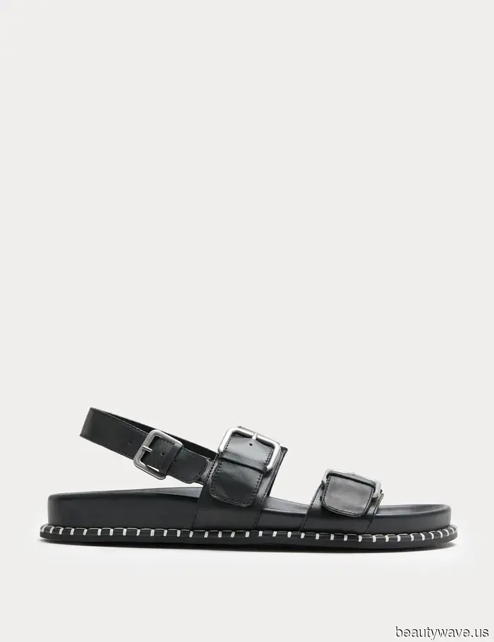 Only Jennifer Lawrence could pull off these "ugly" summer sandals and make them look stylish during a heatwave.