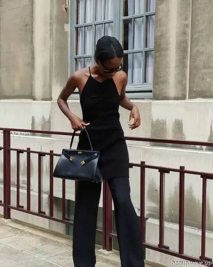 Como por arte de magia, este estilo de pantalón brillante hace que los conjuntos completamente negros luzcan tan elegantes