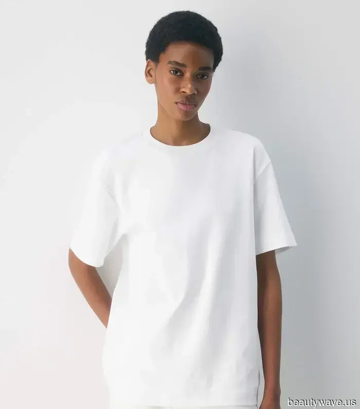 Here You Go: The 9 Most Stylish Ways to Style a White T-Shirt in 2026