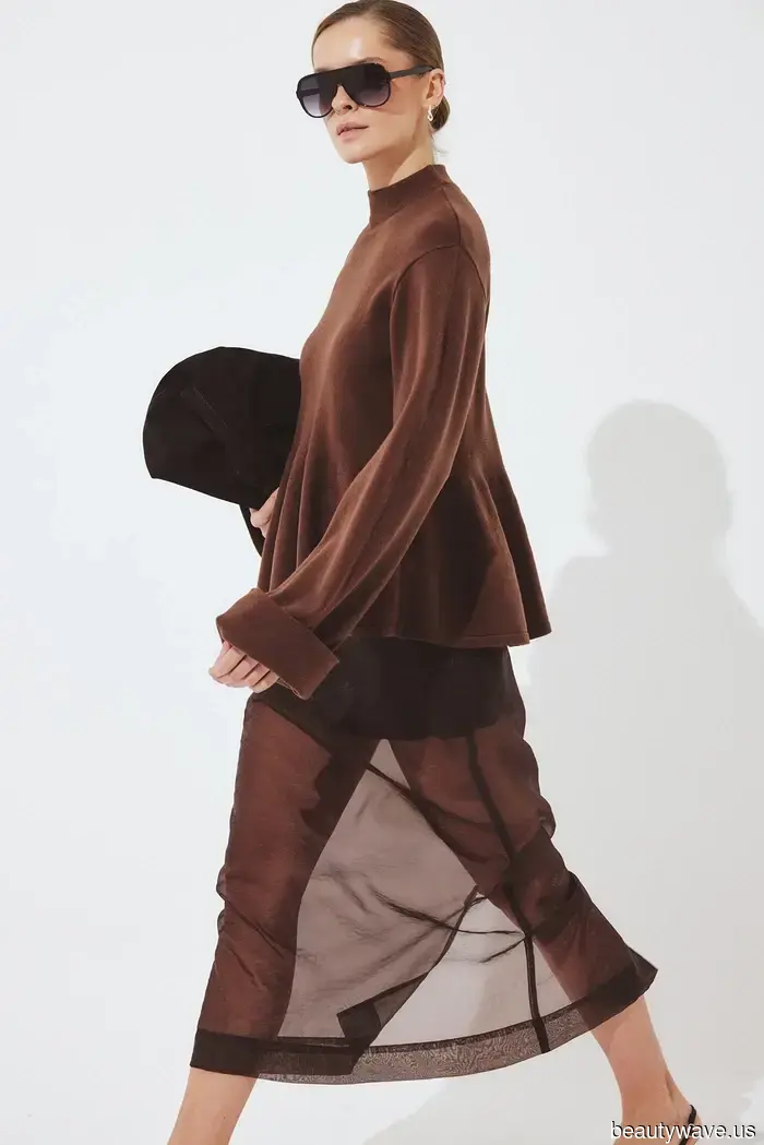 I Migliori Vestiti della Moda sono un Passo Avanti e Stanno Già Indossando Questi 7 Trend Estivi Ora