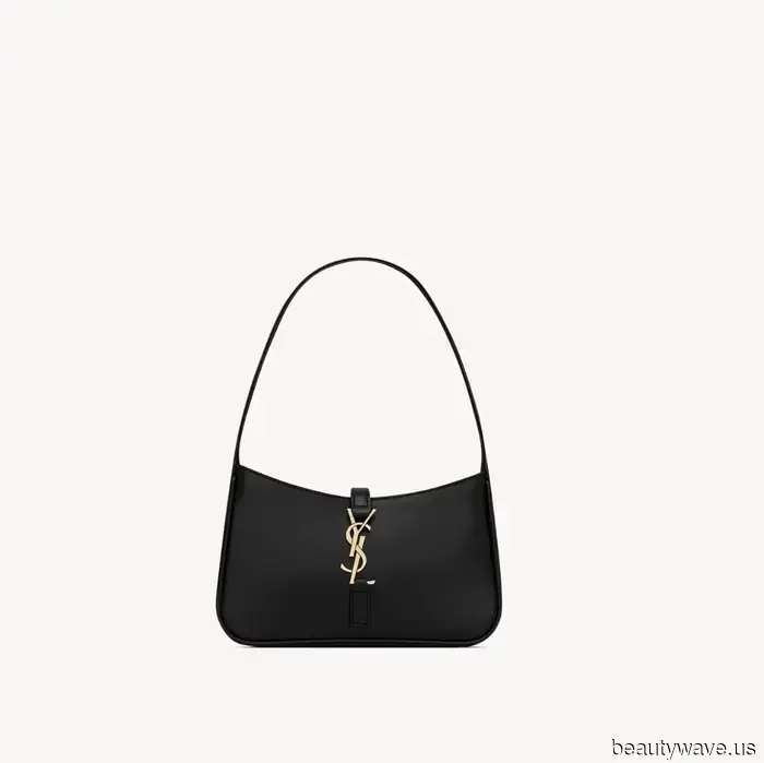 Black shoes will forever be a classic choice, but this stylish shoe color is the only one I plan to wear this autumn.