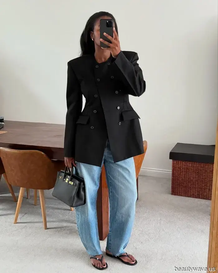 I’ve conducted the research—here are the most stylish sandals to pair with barrel-leg jeans.