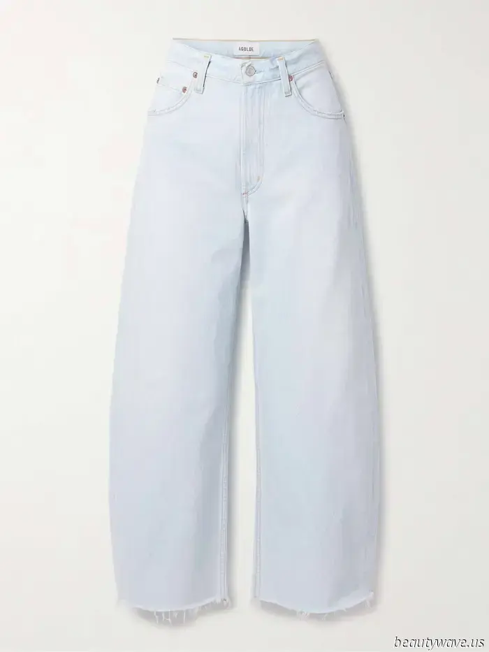 This is the sole method to style your baggy jeans this summer, as recommended by fashionable celebrities.