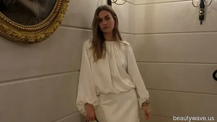 Keine Glitzer, kein Samt&mdash;Das ist der elegante Kleidertrend, den französische Frauen während der Partysaison stattdessen tragen.